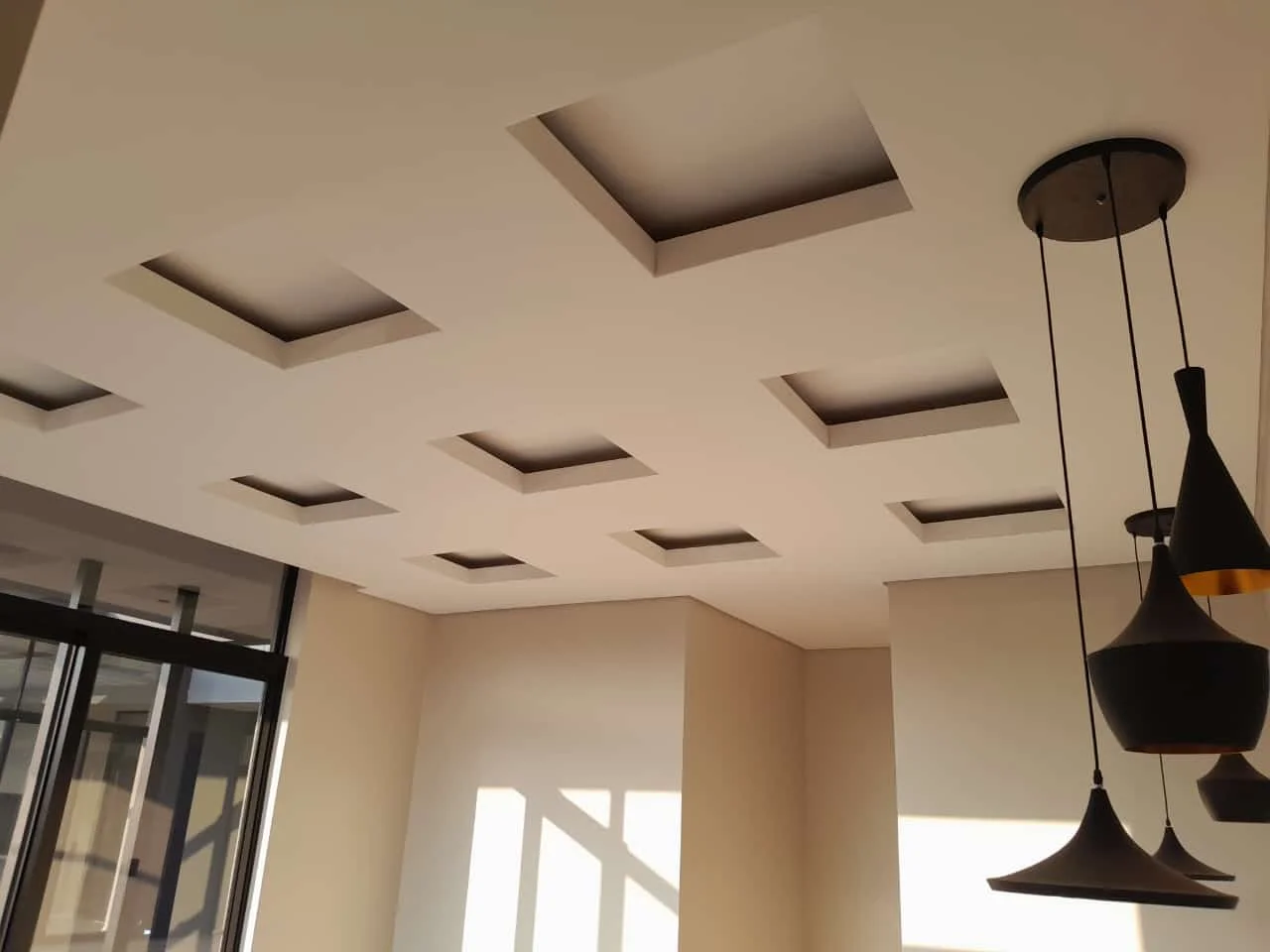 Square recessed ceiling design by Z J Ceiling and Kitchen Masters